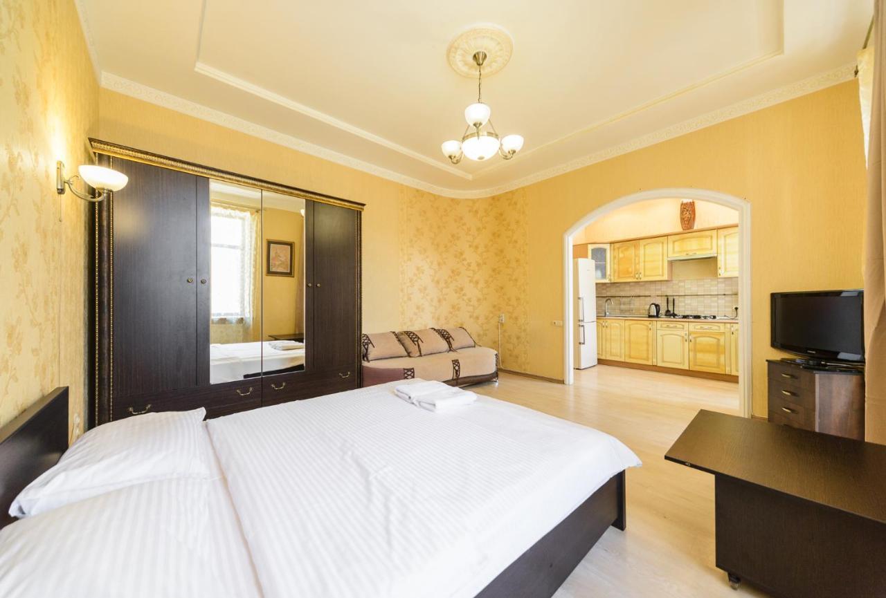 Apartment 911 Antonovichа